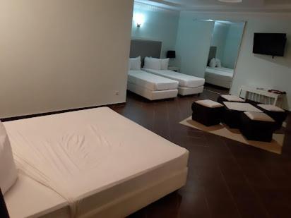 Hotel Raya Tichy 외부 사진